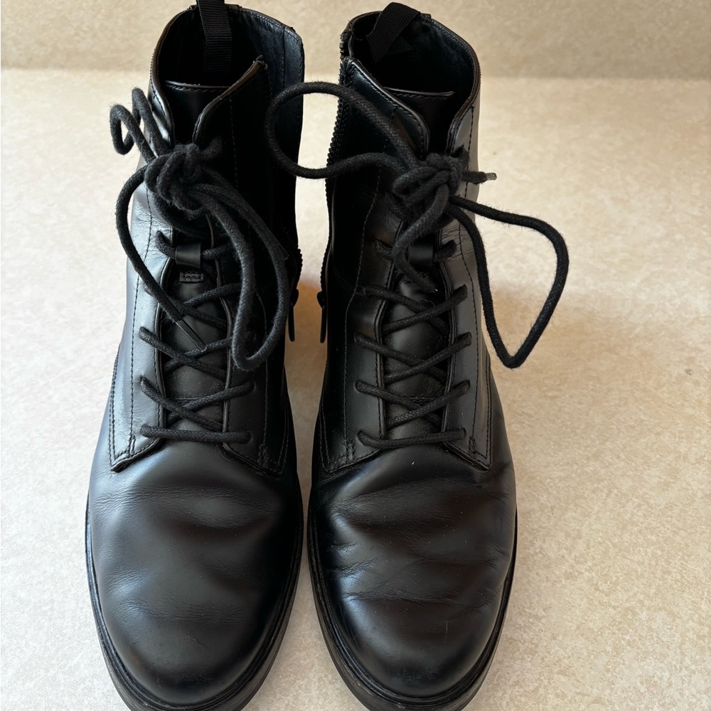 Everlane Black Ankle Boots View 2
